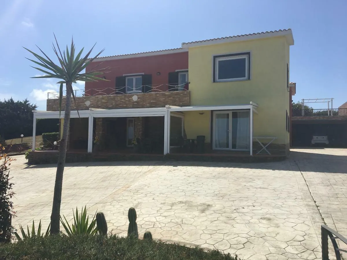 סטינטינו Roccabianca Rooms & Studios בית הארחה
