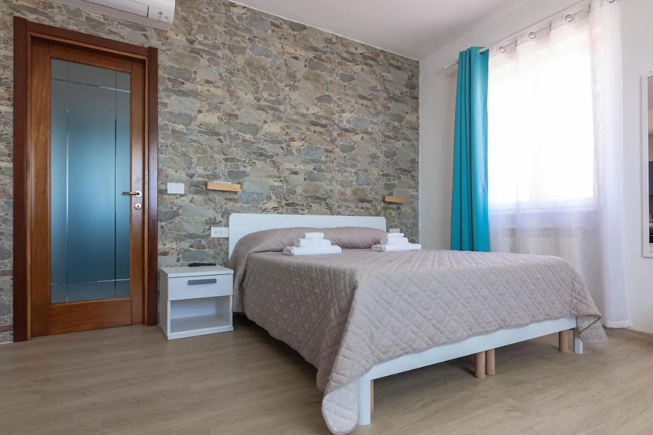 Roccabianca Rooms & Studios Stintino